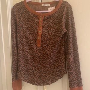 Free people Everest leopard print Henley